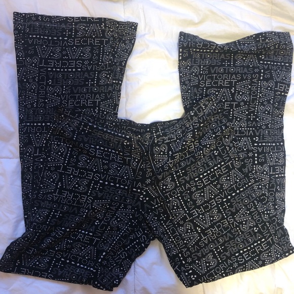 VICTORIA SECRET pjs - Picture 5 of 7